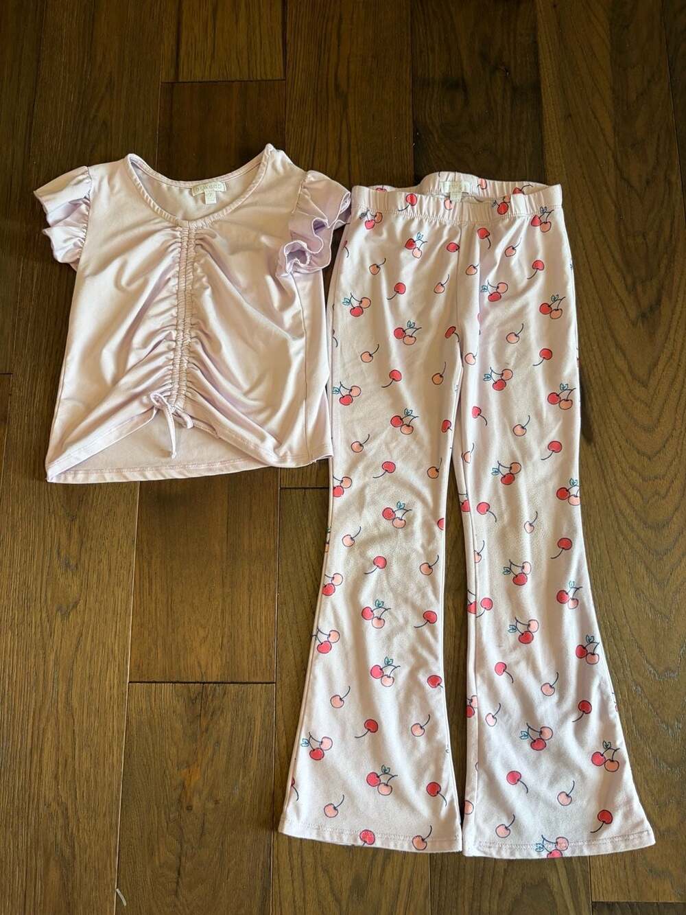 btween Outfit Size 7 Pink Cherry Print Flare Pants Ruched Top Set